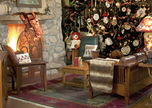 El Portal Sedona Hotel - Cozy Great Room at Christmas